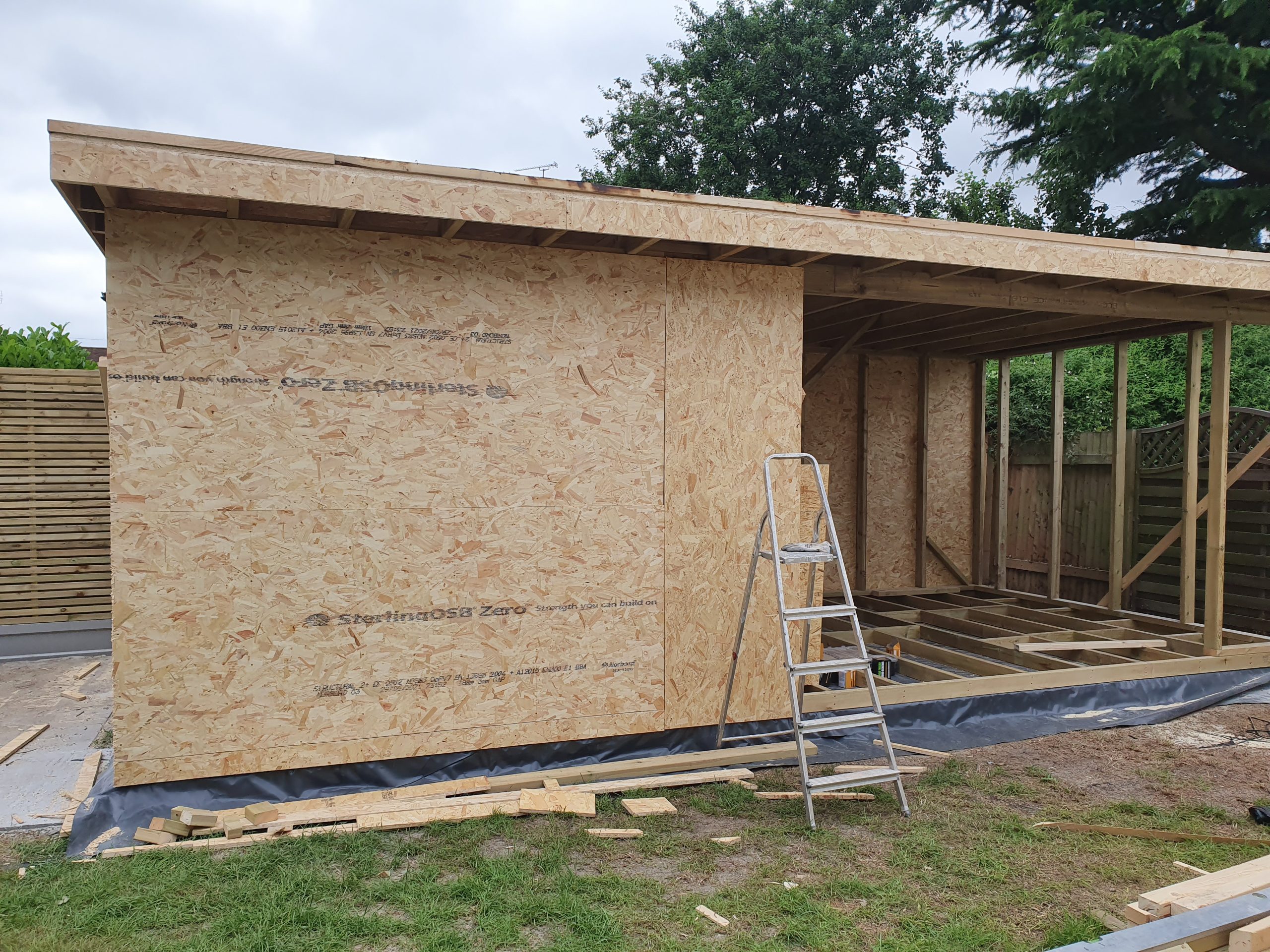 OSB installation on a garden room in Southend-on-Sea during external build stage