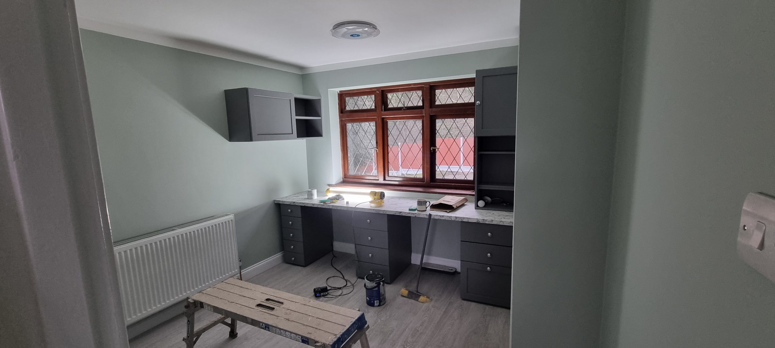 garden-room-osb-installation-southend OSB installation on a garden room in Southend-on-Sea during external build stage